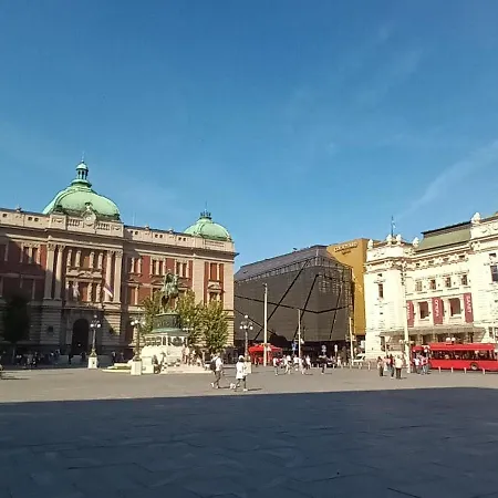 Appartement Authentic Centre #3, Four Bedrooms And Two Full Bathrooms