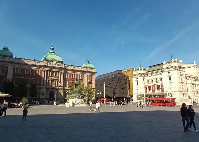 アパート Authentic Centre #3, Four Bedrooms And Two Full Bathrooms